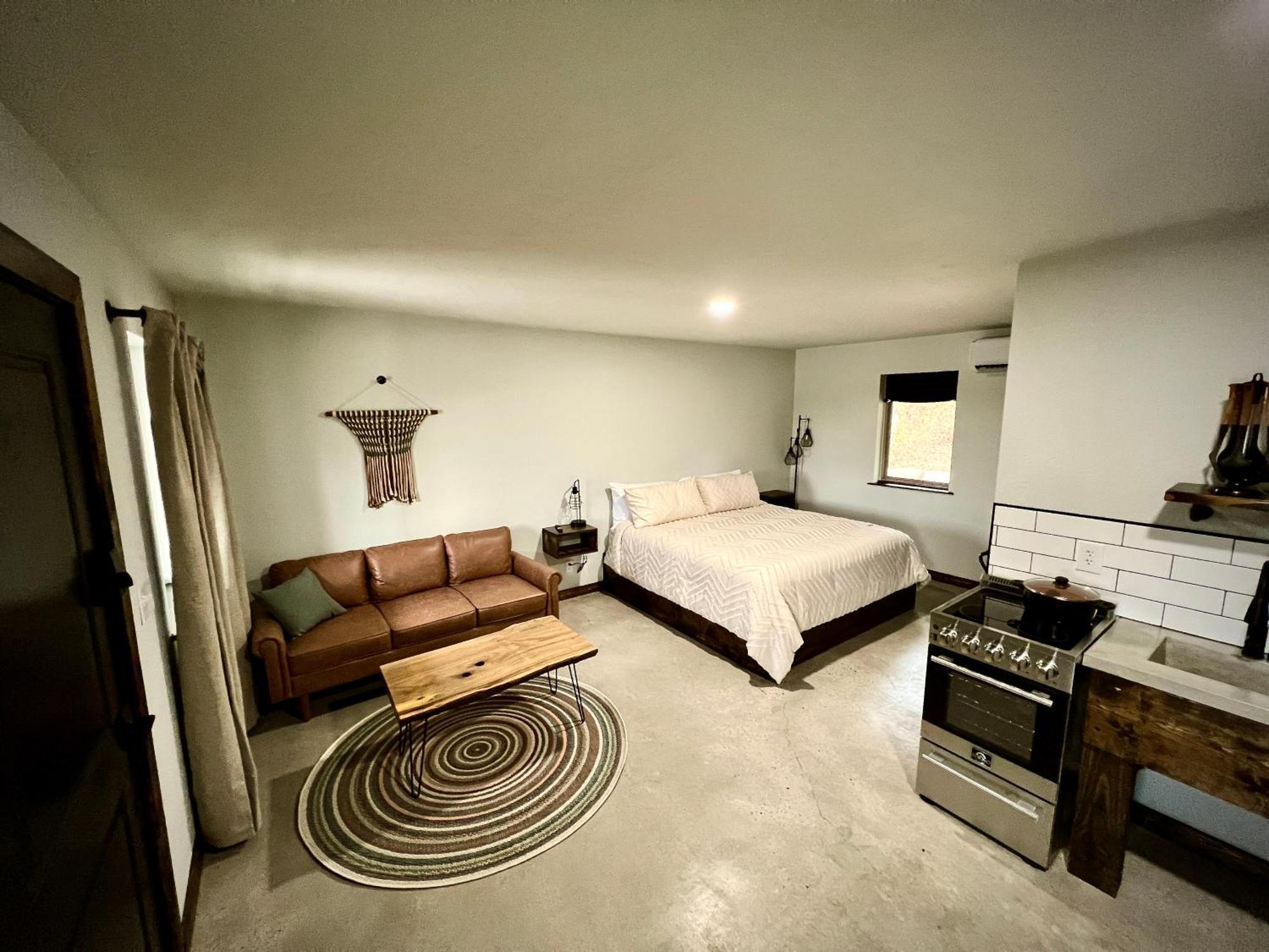 The Rocky Retreat Motel Cookson Ngoại thất bức ảnh